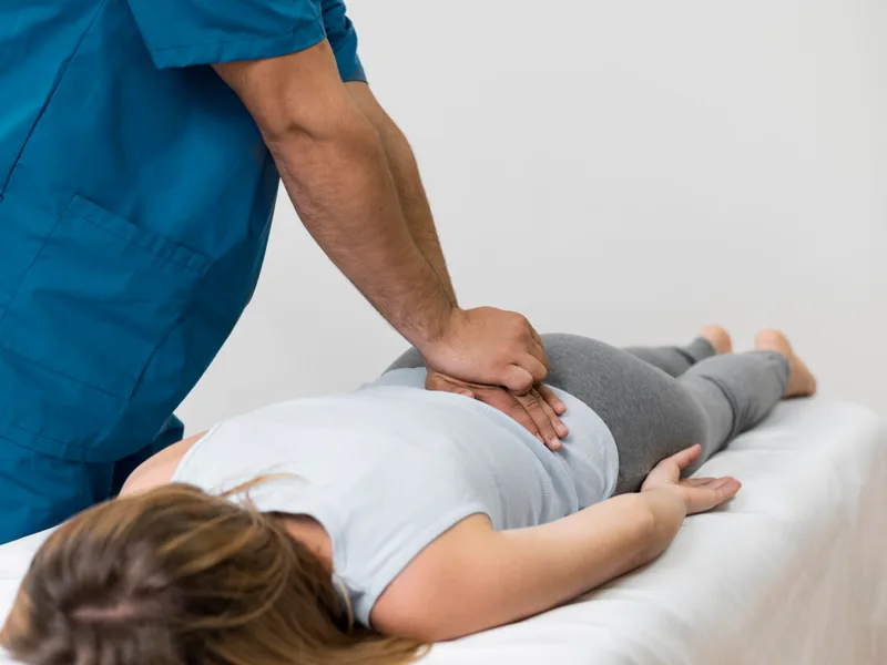 How Thornapple River Chiropractic treats hip pain in Grand Rapids