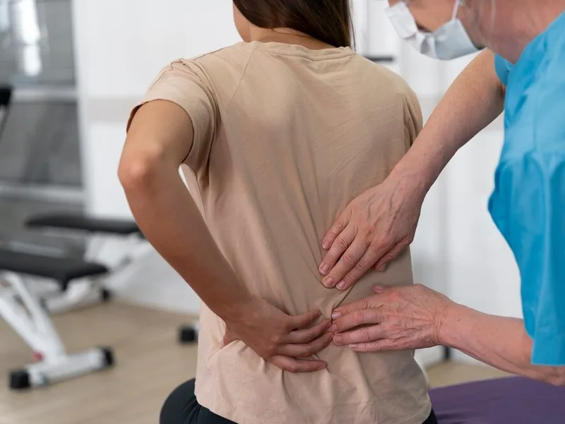 How Thornapple River Chiropractic treats sciatica in Grand Rapids