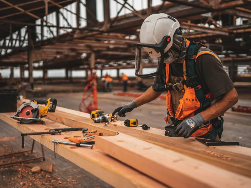 Thornapple River Chiropractic treating work injury in Grand Rapids